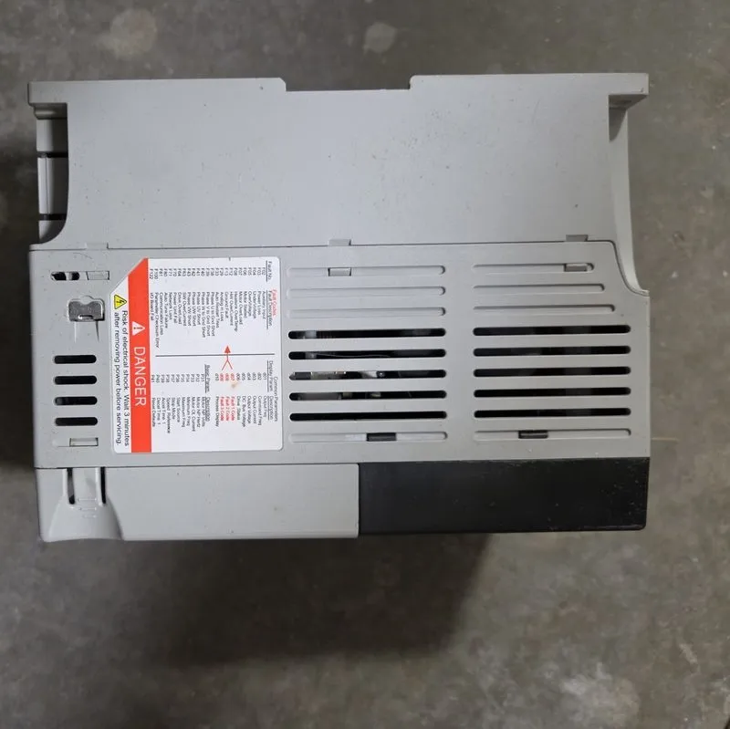 Частотный преобразователь Allen-Bradley PowerFlex 22A-V4P5N104 3-Phase Variable  — фото лота 4