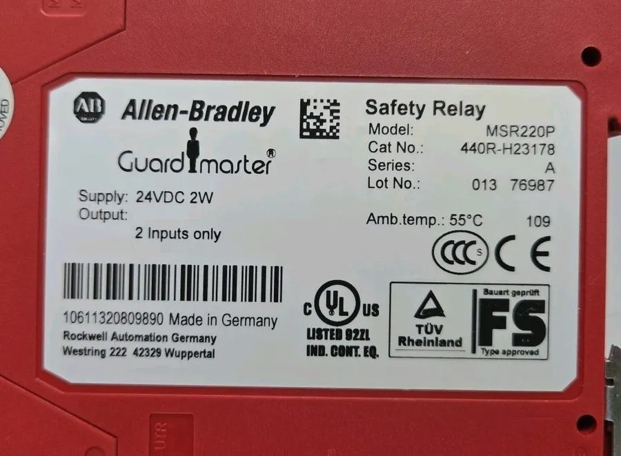 Реле безопасности MSR220P 440R-H23178 Safety Relay 24VDC