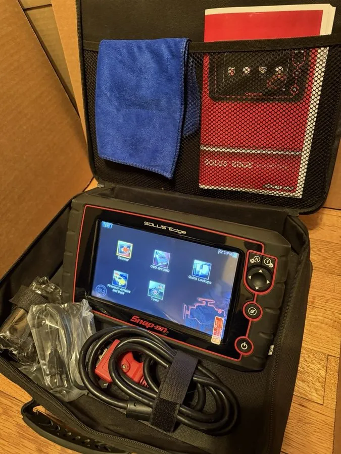 Диагностический сканер Snap-On Solus Edge EESC320 Diagnostic Scanner Code er Sof