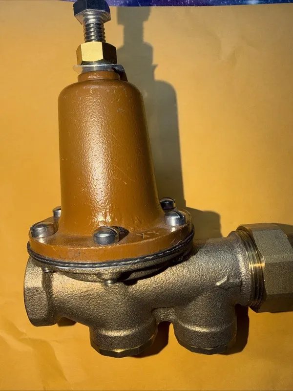 Клапан LF25AUB-Z3 1" Water Pressure Reducing Valve Pressure Regulator 25-75 PSI