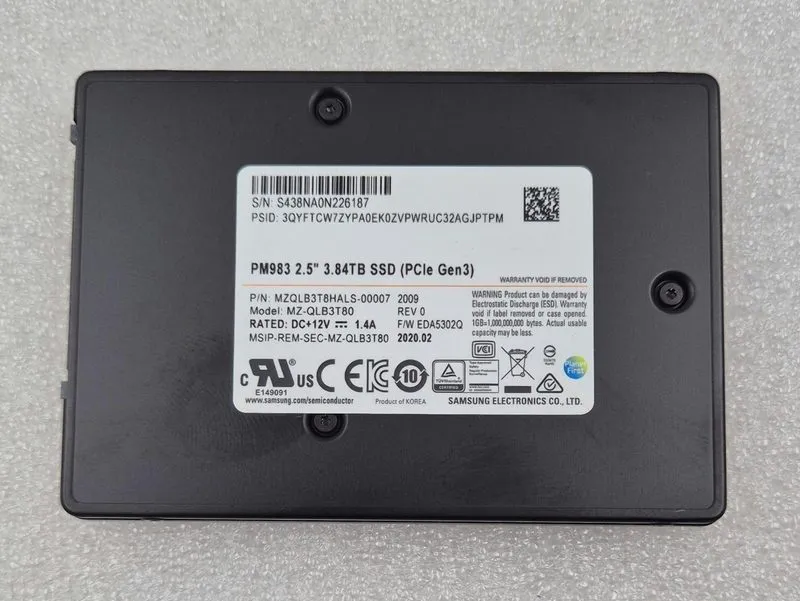 SSD-накопитель Samsung PM983 MZ-QLB3T80 3.84TB NVMe MLC Mixed Use PCIe 3.0 x4 U.