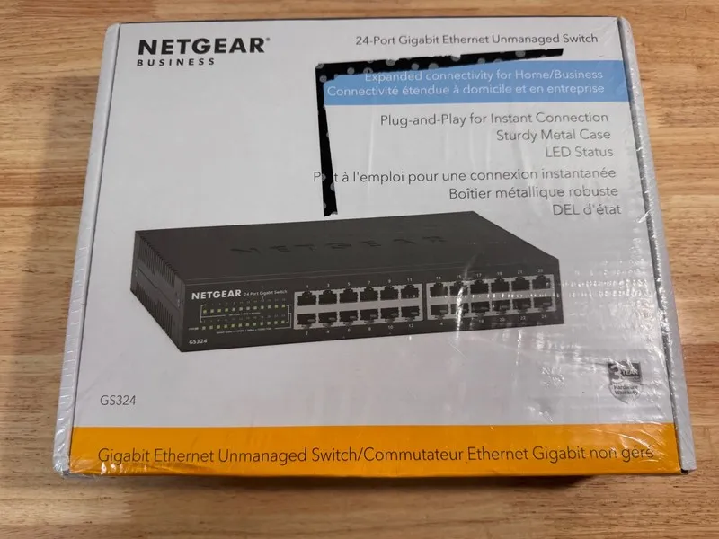 Коммутатор NETGEAR GS324-200NAS 24-Port Gigabit Ethernet Unmanaged Switch Black