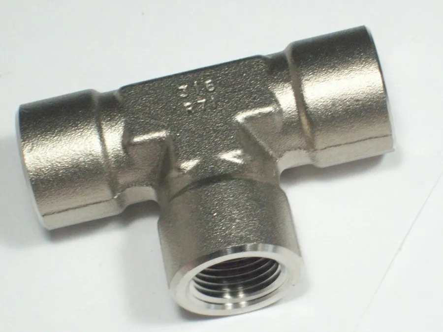 Фитинг Swagelok SS-8-T Stainless Steel 1/2 in Female Compression Tee Fitting