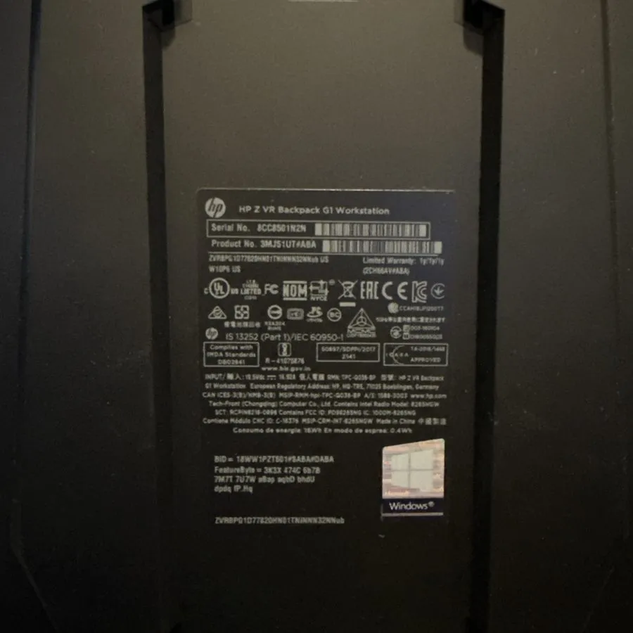 GPU-ускоритель HP Z VR Backpack G1 i7-7820HQ NVIDIA Quadro P5200 32 GB RAM — фото лота 1