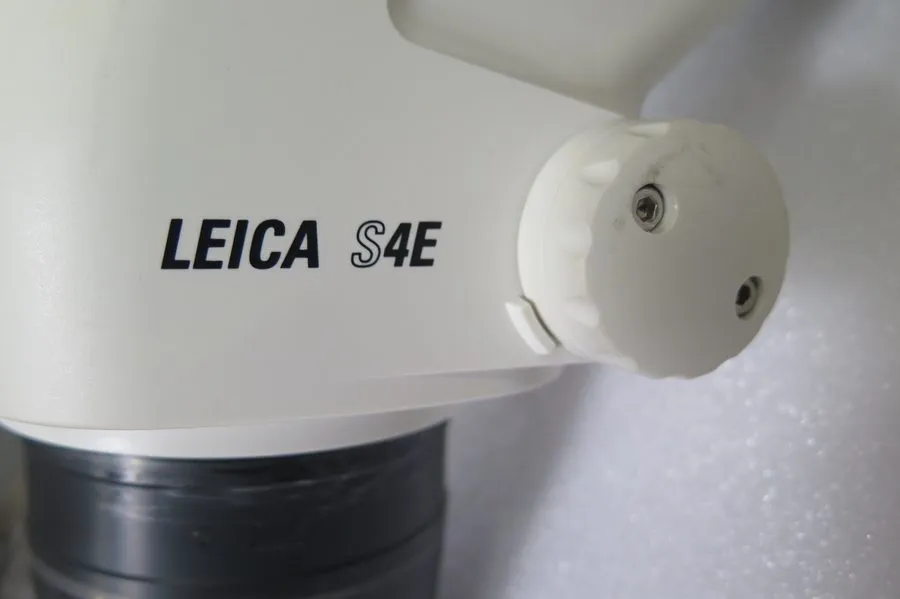 Микроскоп C201784 Leica S4E Stereo Zoom Microscope 0.63-3.0X w/ WF20X Eyepieces  — фото лота 1