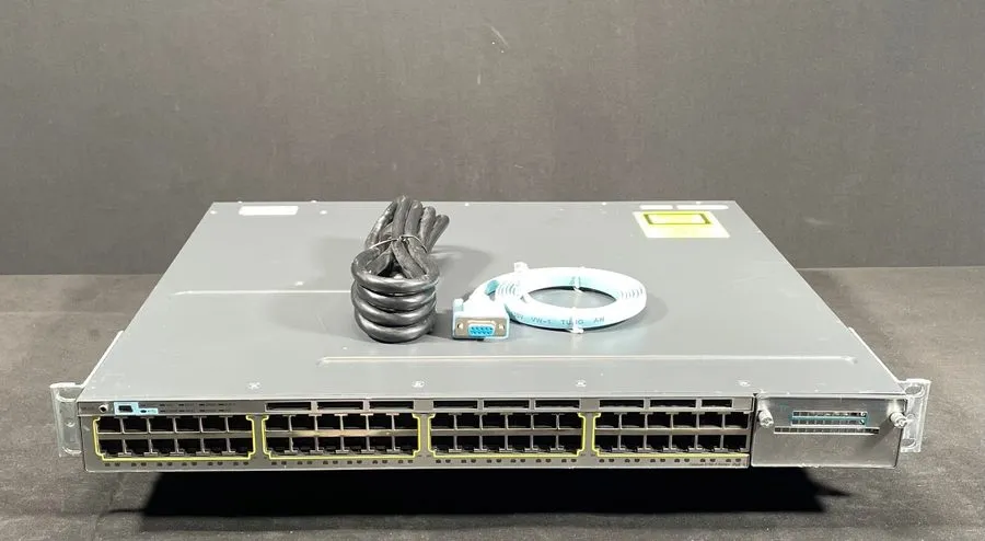 Коммутатор Cisco WS-C3750X-48P-S 48 Port PoE Gigabit Switch W/C3KX-NM-10G