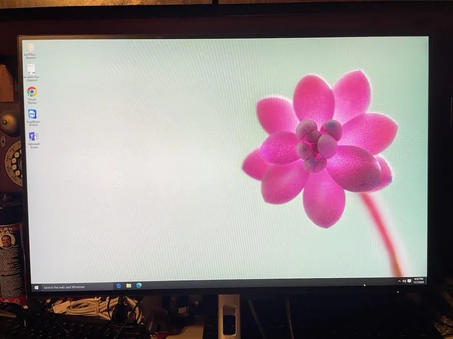 Монитор Dell UltraSharp U2421E 24” USB-C Hub Monitor IPS FHD 90W Power Delivery
