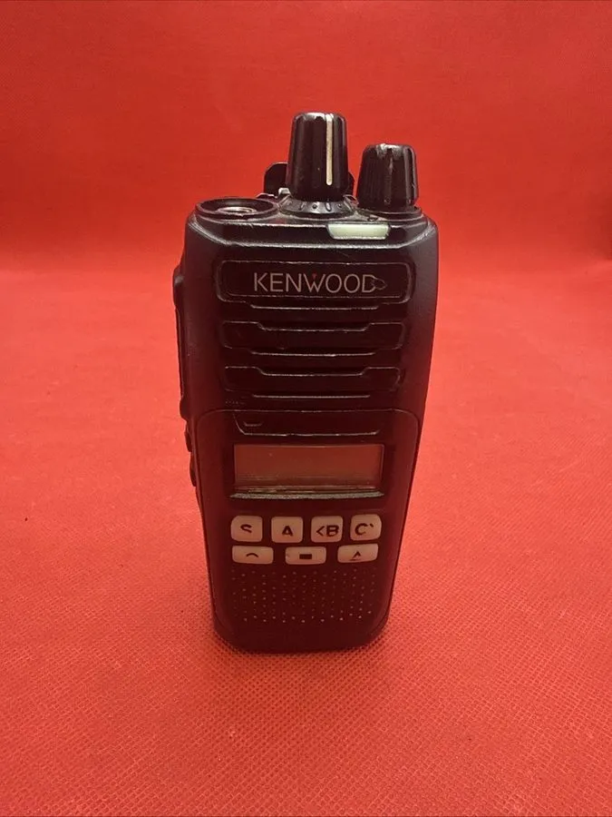Радиостанция Kenwood NX-1000 Series (NX-1300-K5) UHF Transceiver Two-Way Radio