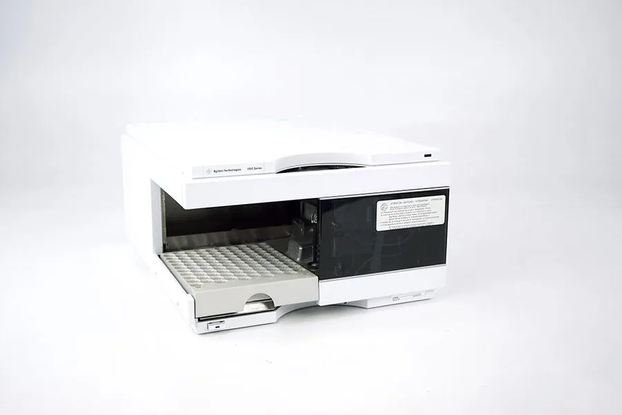 Хроматограф HP Agilent 1100 G1313A ALS HPLC Autosampler Powers On