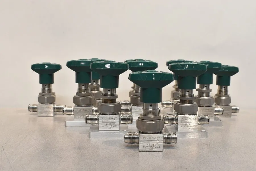 Клапан SWAGELOK 6LV-DAVR4-P STAINLESS STEEL DIAPHRAGM VALVE