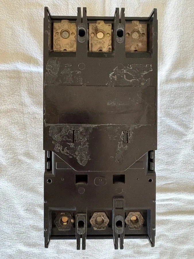 Автоматический выключатель SIEMENS FD63F250 SENTRON SERIES B 250 AMP CIRCUIT BRE — фото лота 2
