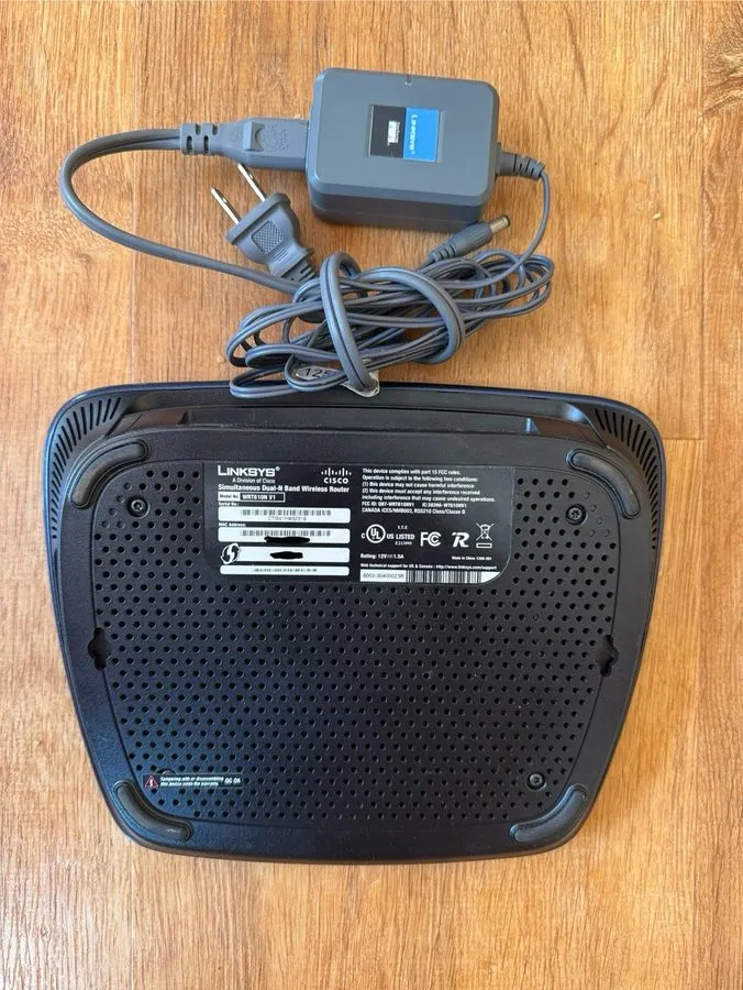Маршрутизатор Linksys WRT610N 270 Mbps 4-Port Gigabit Wireless N Router
