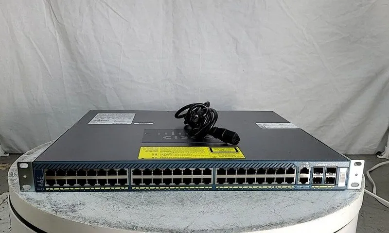 Коммутатор Cisco Catalyst 4948 WS-C4948 V06 48-Port 1U Fully Managed Switch 4x S