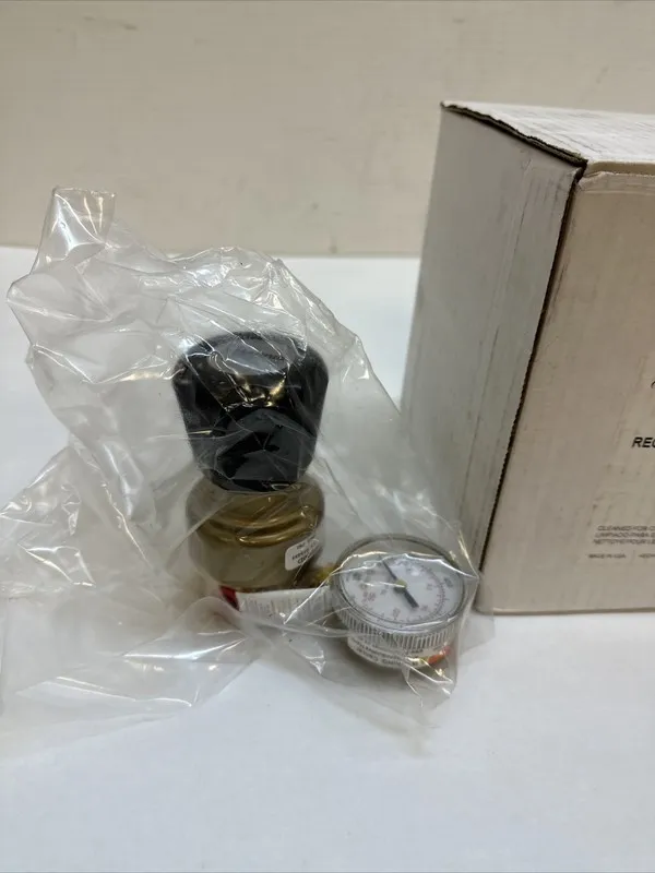 Трубопроводная арматура Harris 403125000D Specialty Gas Regulator, Single Stage,