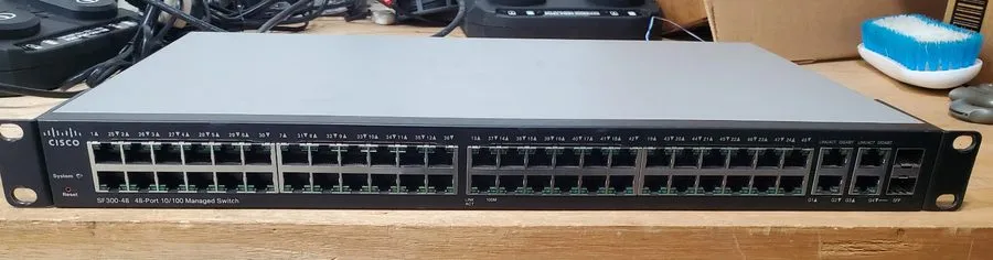 Коммутатор Cisco SF300-48 SRW248G4 K9 V02 48 Port Managed Switch