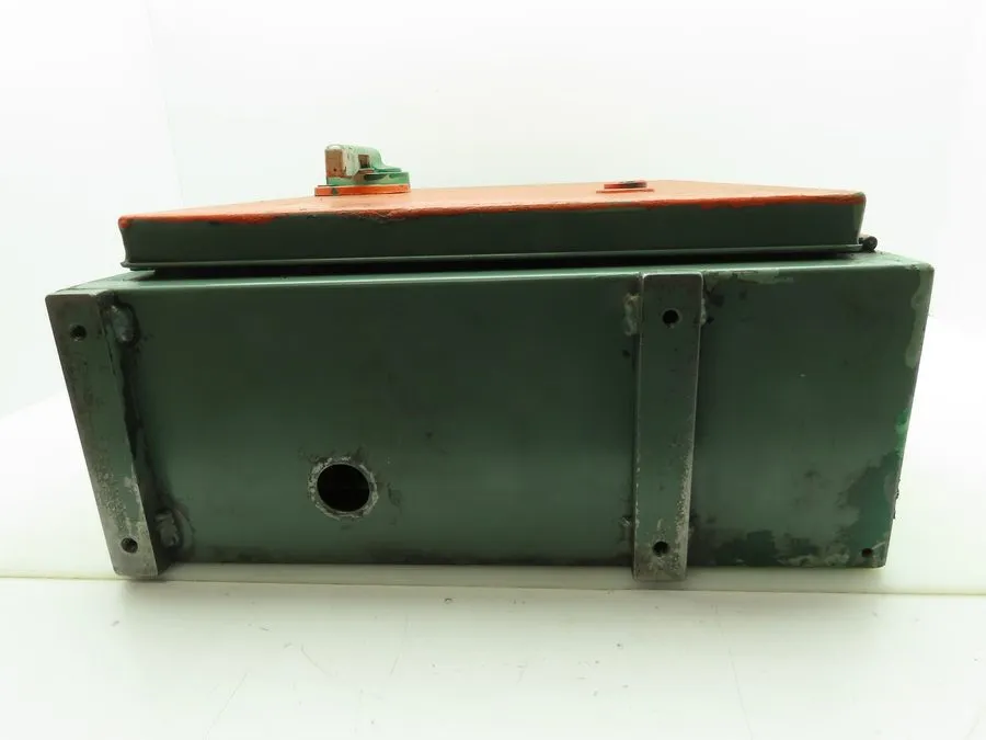 Монтажный шкаф Hoffman A-201606LP Electrical Enclosure W/ Motor Starter Setup