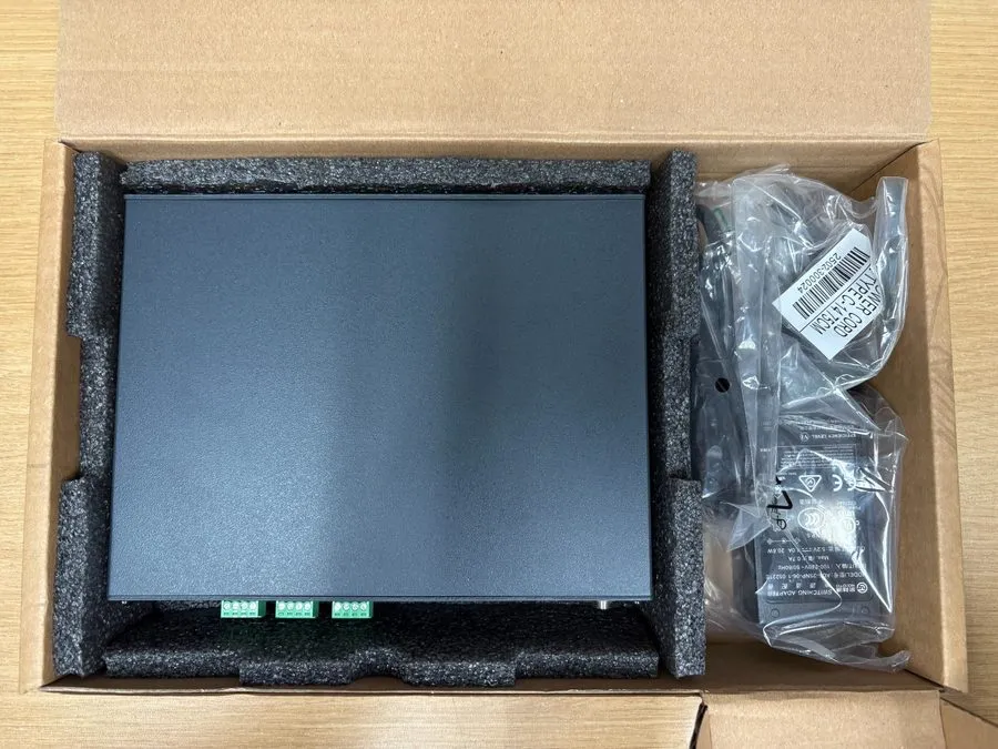 Матричный коммутатор Kramer 4x2 4K60 4:2:0 HDMI Automatic Matrix Switcher (P/N: 