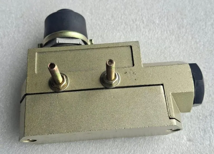 Коммутатор Parker Pneumatic NA-2 Limit Switch 15A 125/480V AC Small 2-Circuit