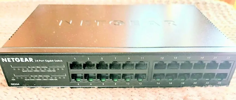 Коммутатор NETGEAR GS324-200NAS 24-Port Gigabit Ethernet Unmanaged Switch Black