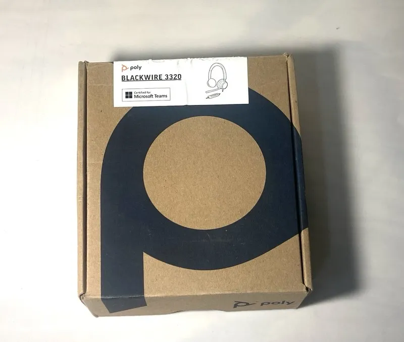 VoIP-шлюз Plantronics Poly Blackwire 3320 BW3320 Headset Stereo USB-A — фото лота 2