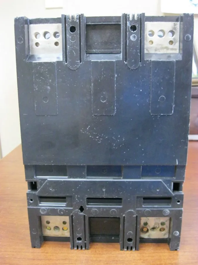 Автоматический выключатель Siemens JXD22B300 Sentron Series Circuit Breaker 300A — фото лота 1