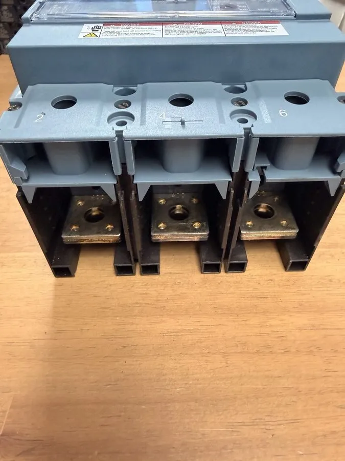 Автоматический выключатель Siemens 3VA5340-5EC31-0AA0 Bolt On Circuit Breaker 40