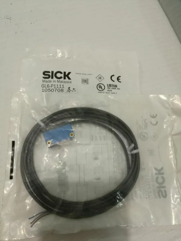 Фотоэлектрический датчик SICK GL6-P1111 Photoelectric Sensor
