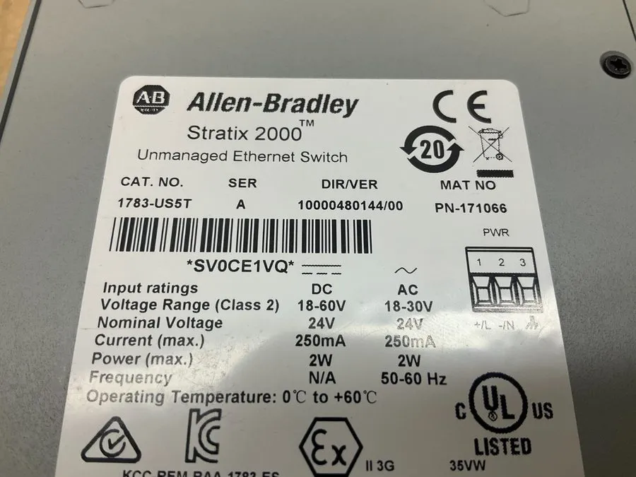Коммутатор Allen-Bradley 1783-US5T SER A Stratix 2000 Ethernet Switch 5 Pt