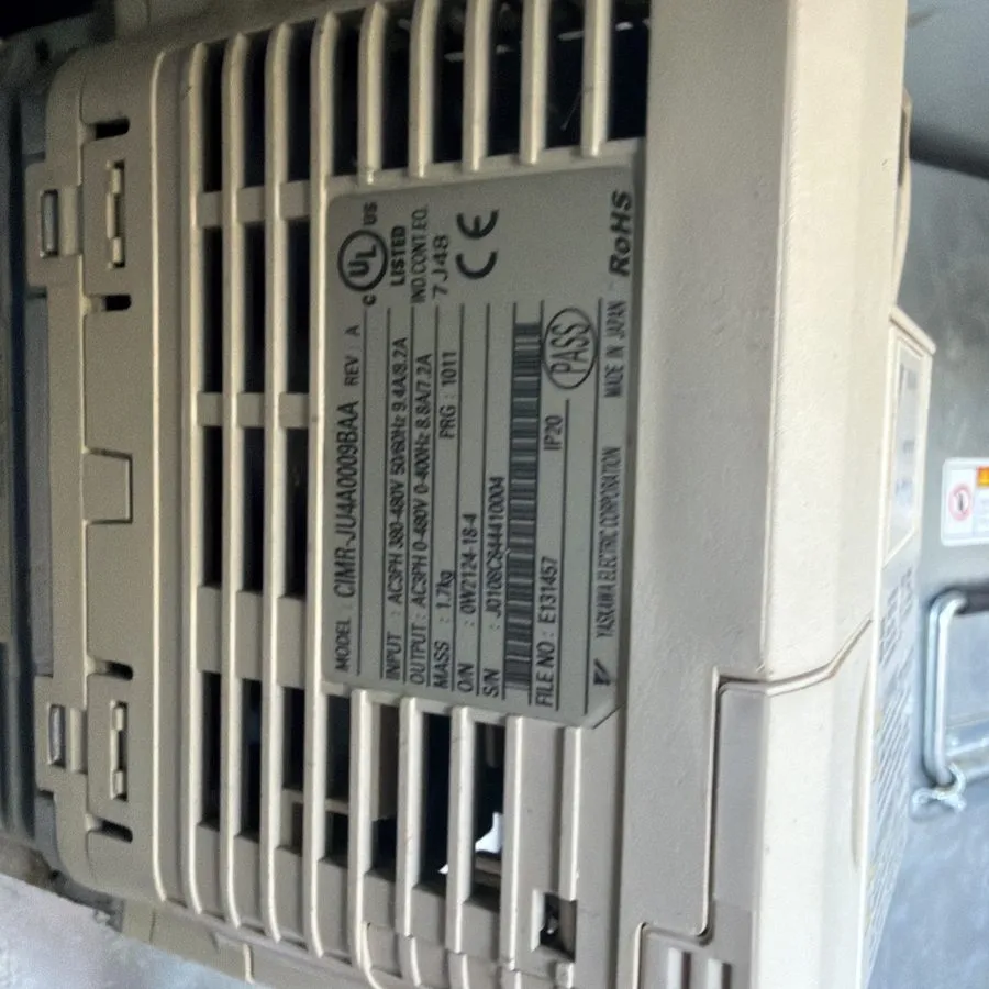 Частотный преобразователь Yaskawa inverter J1000 CIMR-JB2A0006BBA 220V 0.75KW — фото лота 2