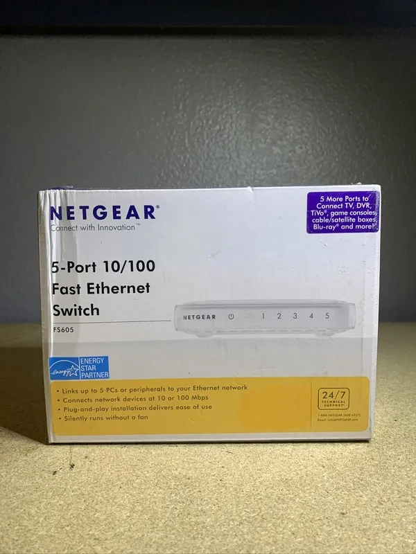Коммутатор Netgear FS605NA 5-port Fast Ethernet Switch 10/100 Mbps