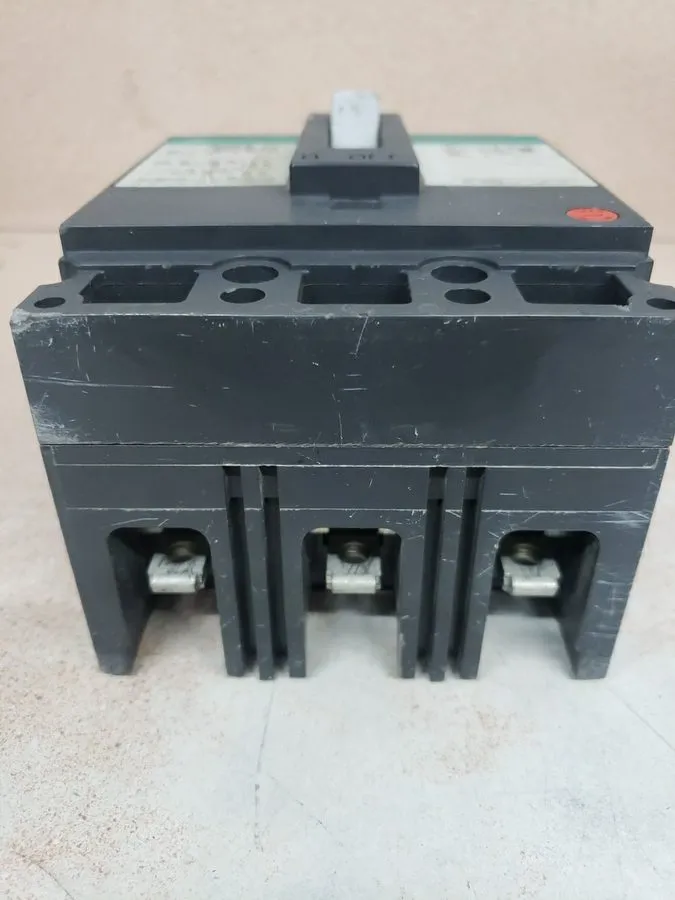 Автоматический выключатель GE TED134080 Circuit Breaker 80A 3P 480V AC 250V DC