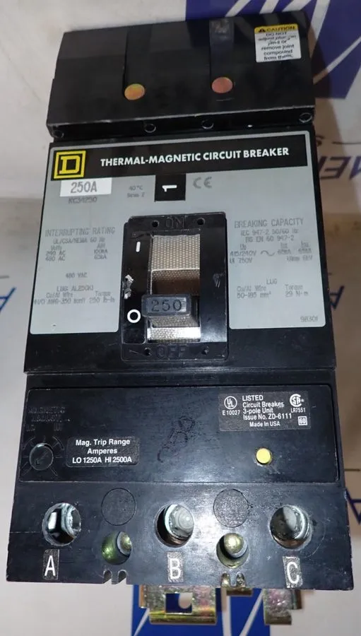 Автоматический выключатель Square D KC34250 250 Amp 3 Pole 480V @65KA I-Line Cir