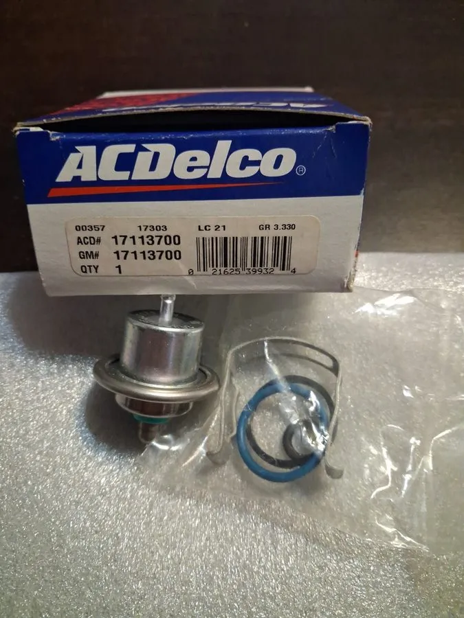 Трубопроводная арматура ACDelco 17113700 Fuel Injection Pressure Regulator with 