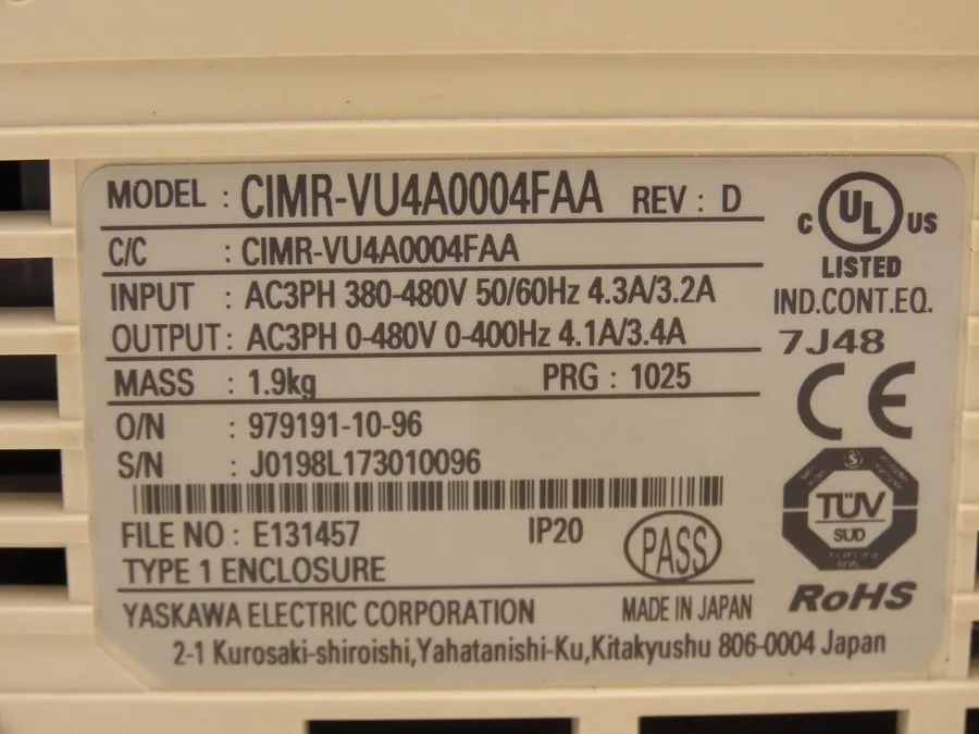 Частотный преобразователь Yaskawa V1000 VFD CIMR-VU4A0004FAA 480VAC 4.1A Inverte