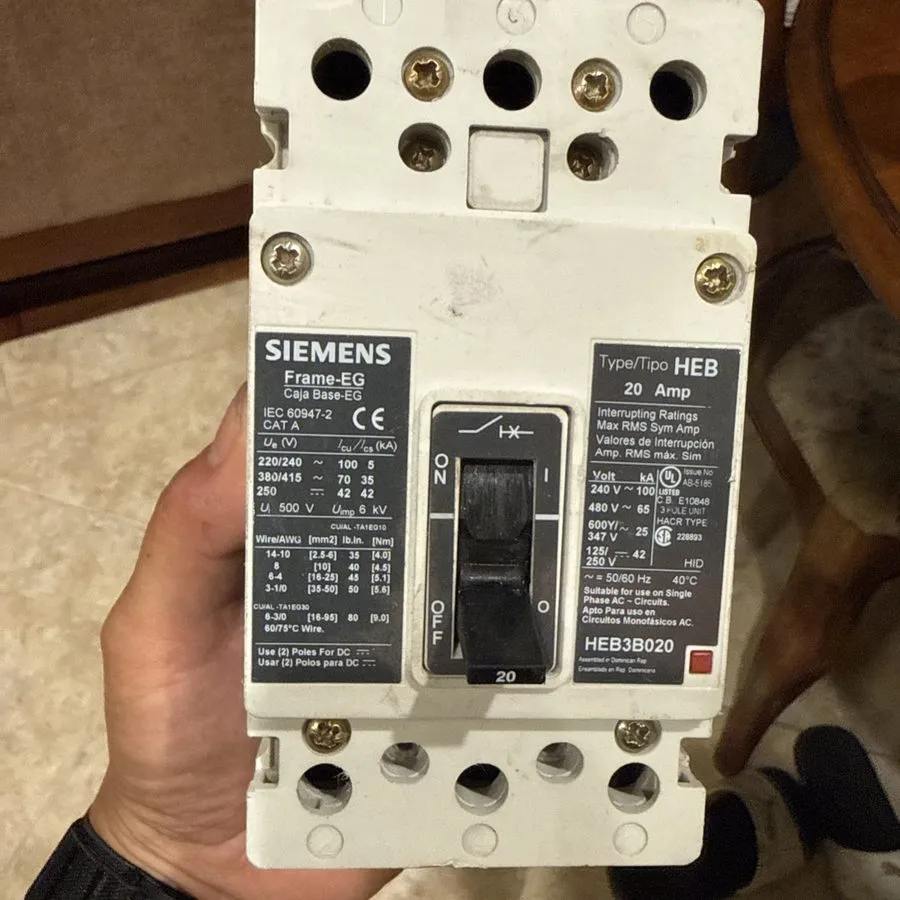 Автоматический выключатель NEB3B020 3Pole 20Amps 480Volt Bolt-On NTO Siemens