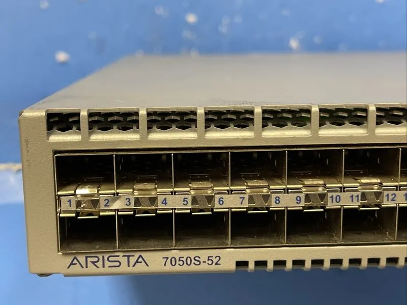 Коммутатор Arista DCS-7050S-52 52-port 10GBE switch — фото лота 2