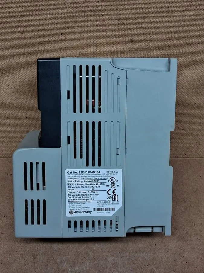 Частотный преобразователь Allen-Bradley AB 22D-D1P4N104 PowerFlex 40 0.4kW 0.5Hp