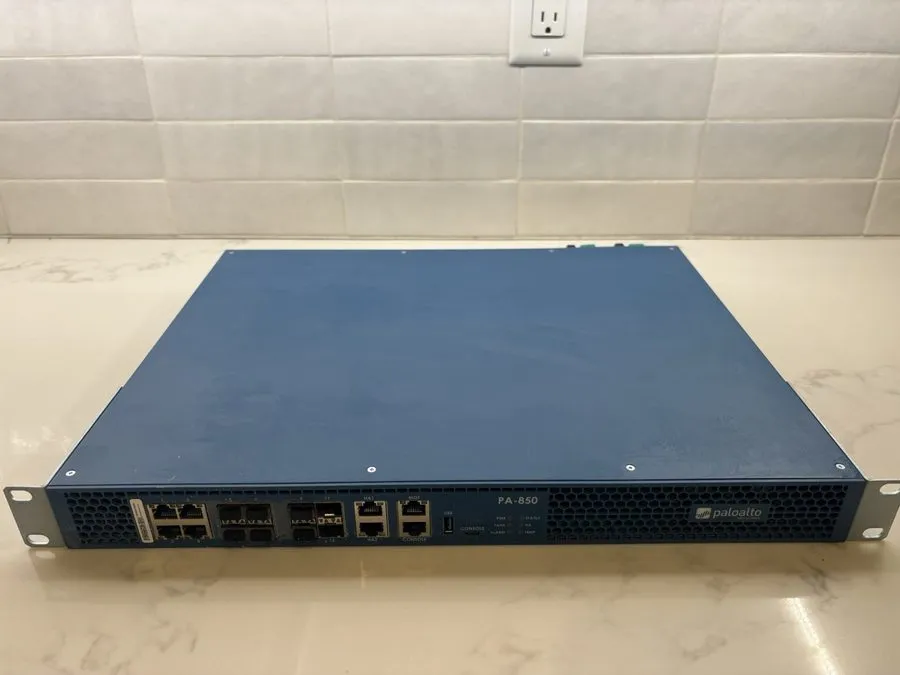 Межсетевой экран Palo Alto Networks PA-850 12-Port 1U Firewall Security Applianc