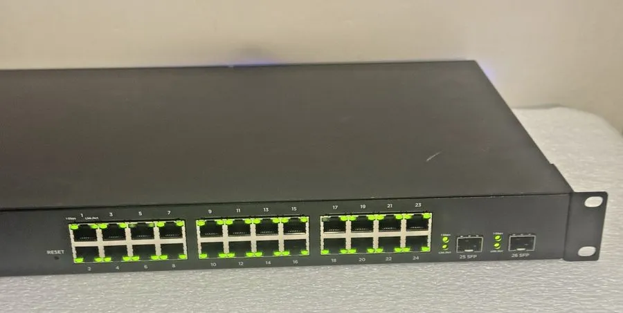 Коммутатор Araknis AN-210-SW-R-24-POE Gigabit POE Network Switch 24 Port Rackmou