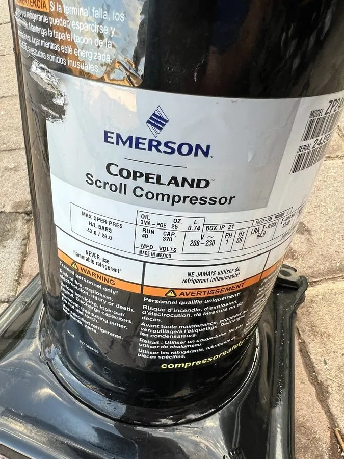 Компрессор COPELAND SCROLL COMPRESSOR model ZP34K5E PFV-800 year 2021- 220v sing — фото лота 1