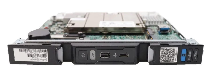 Сервер HPE Edgeline EL1000 Edge Server ProLiant m710x Xeon E3-1585L v5 32GB RAM — фото лота 1