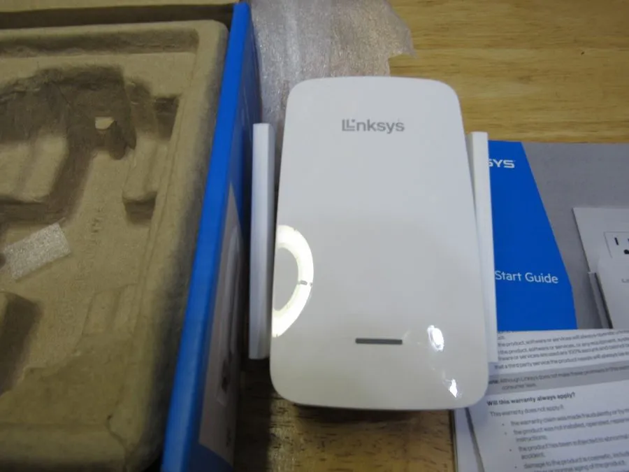 Объектив Linksys Model RE6300 AC750 Boost Dual-Band Wi-Fi Gigabit Range Extender