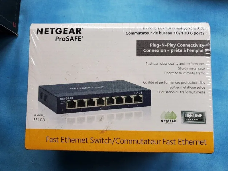 Коммутатор Netgear Prosafe 8-PORT Fast Ethernet Switch Desktop Switch FS108