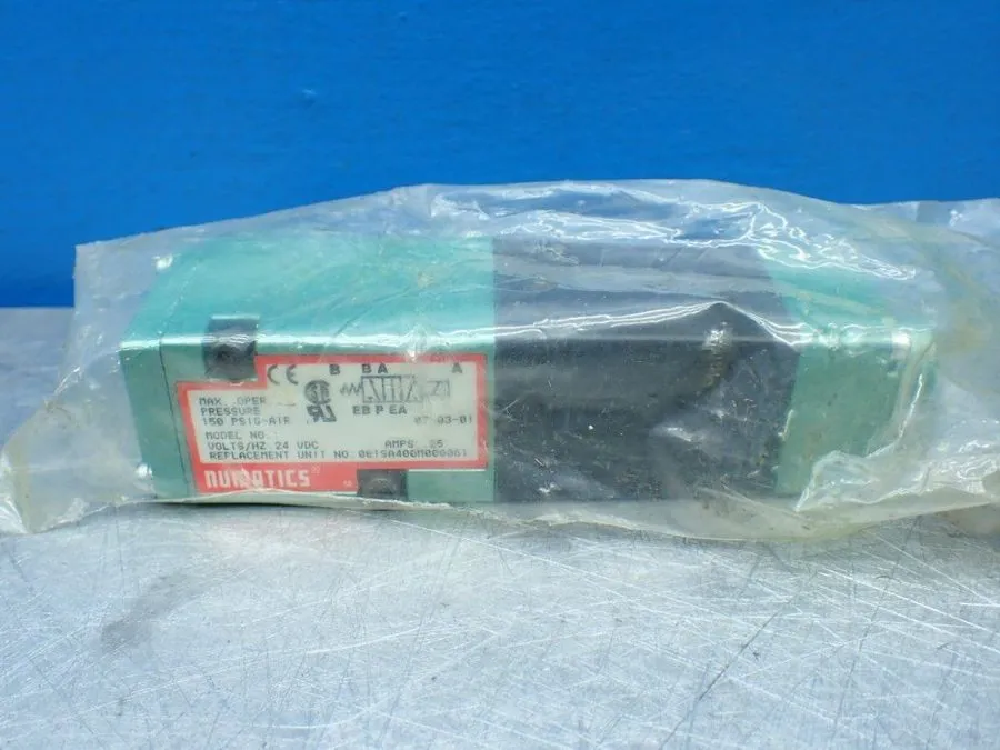 Пневмоклапан Numatics 081SA400M000061 Pneumatic Valve 24VDC 150PSI .26A