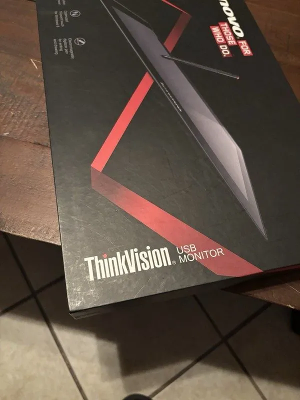 Монитор Lenovo ThinkVision LT1423p Widescreen USB 3.0 Portable Touch Monitor 13.