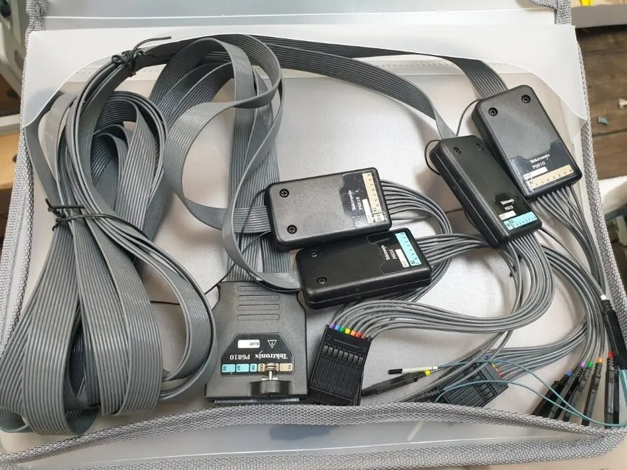 Логический анализатор Tektronix P6810 Single Ended Logic Analyzer Probe
