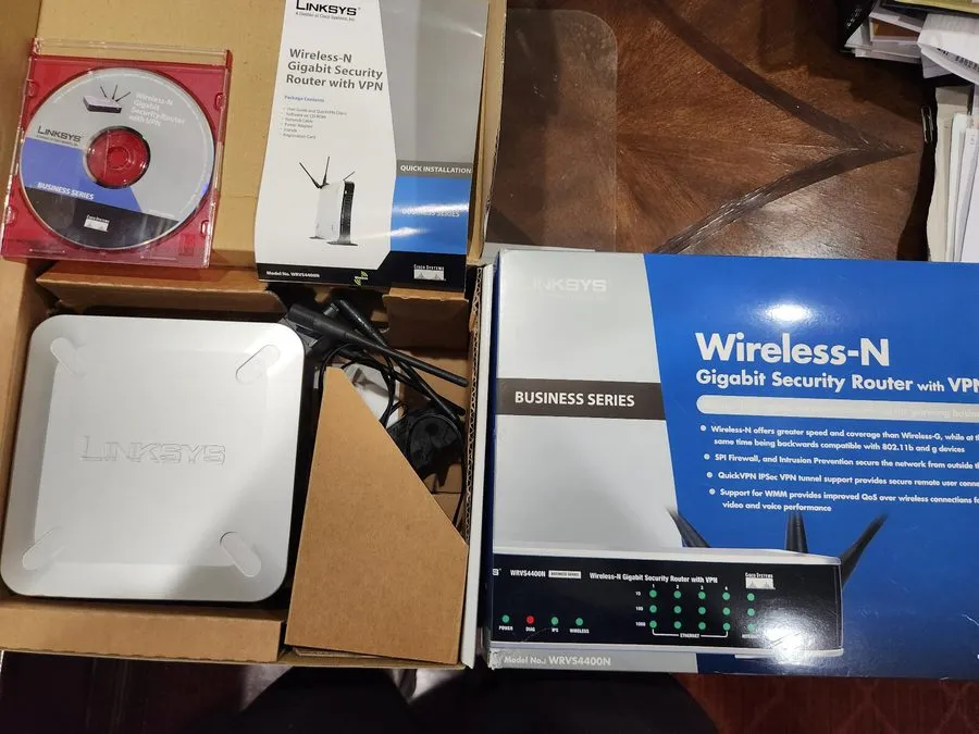 Маршрутизатор linksys WRVS4400N Wireless -N Gigabyte Security Router with VPN