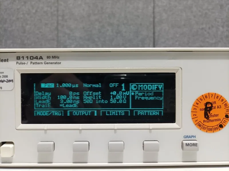 Тестер Agilent 81104A : 80 MHz Pulse-/ Pattern Generator, AS-IS