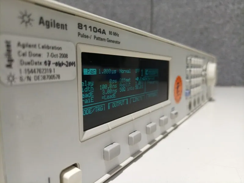 Тестер Agilent 81104A : 80 MHz Pulse-/ Pattern Generator, AS-IS — фото лота 2