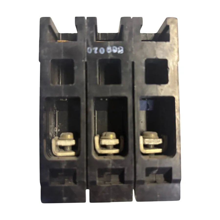 Автоматический выключатель SIEMENS SENTRON SERIES 15 AMP CIRCUIT BREAKER 3P 480 